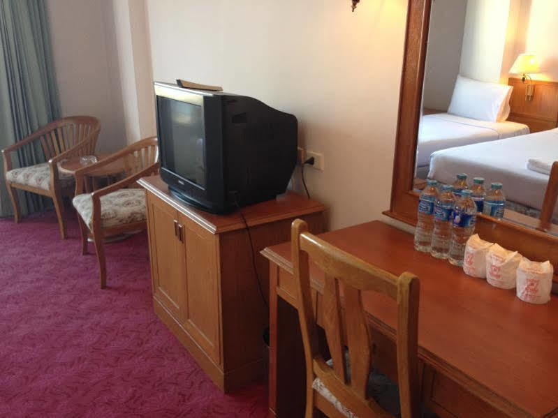 האט יאי Hatyai Merridian Hotel מראה חיצוני תמונה